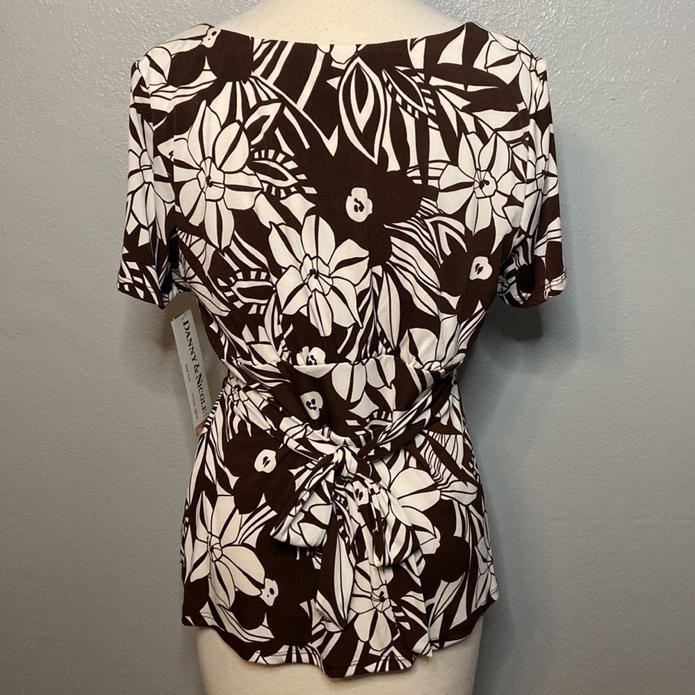 NWT Danny & Nicole Pullover Top Brown White Floral 12 Petite - Picture 3 of 9